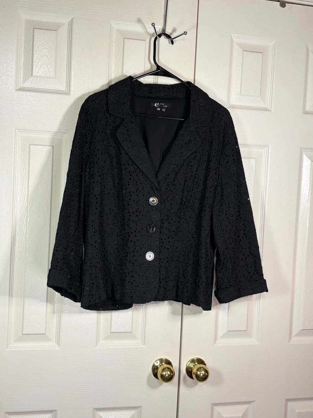 Eci Woman Blazer Size 20W Black Eyelet Floral Button Jacket - Picture 3 of 10